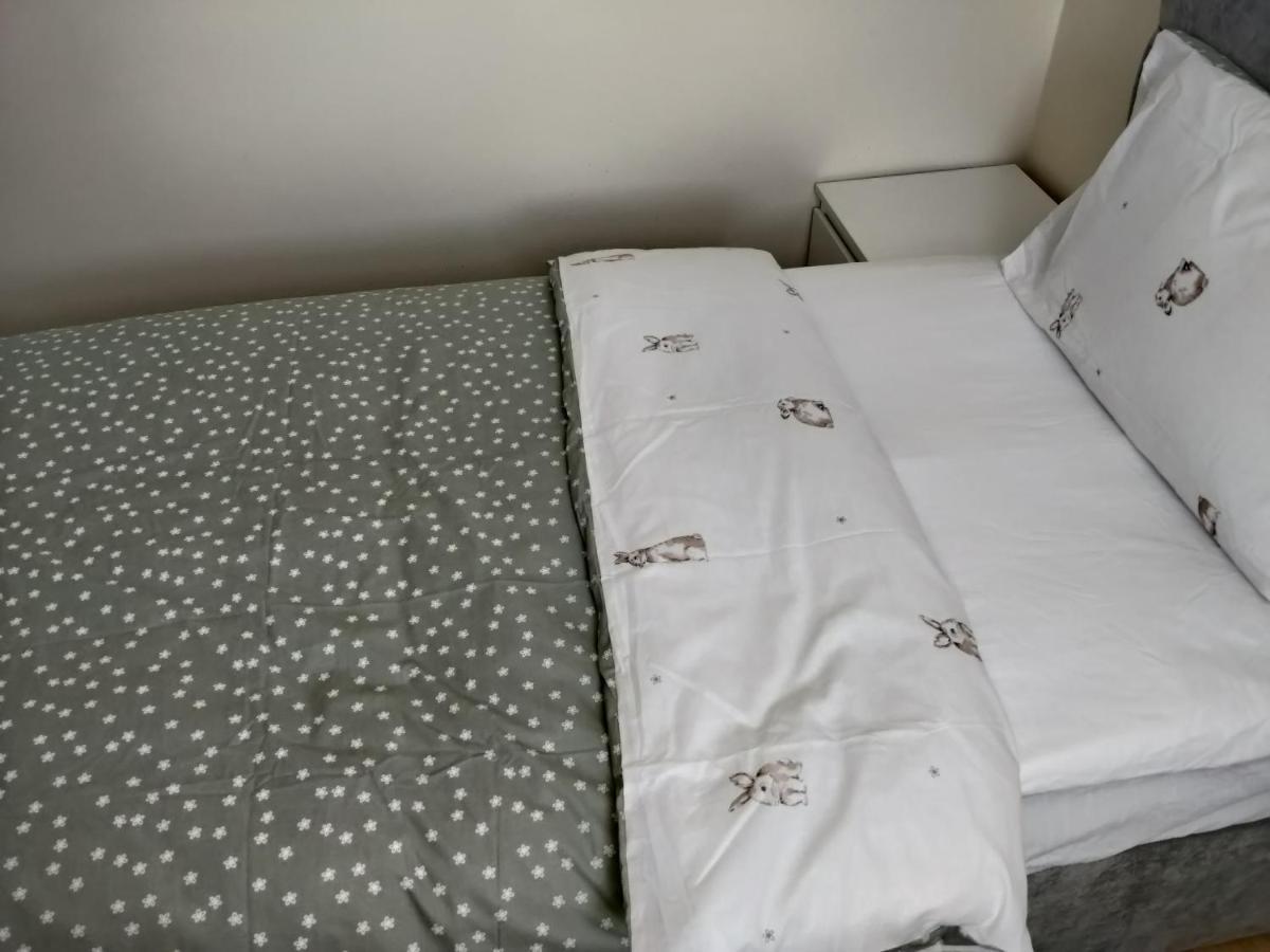 Beautiful House In Ruislip Hotel Northwood  Екстериор снимка